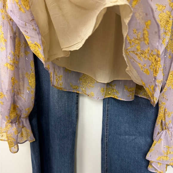 Seven Wonders Blouse - Picture 5 of 6